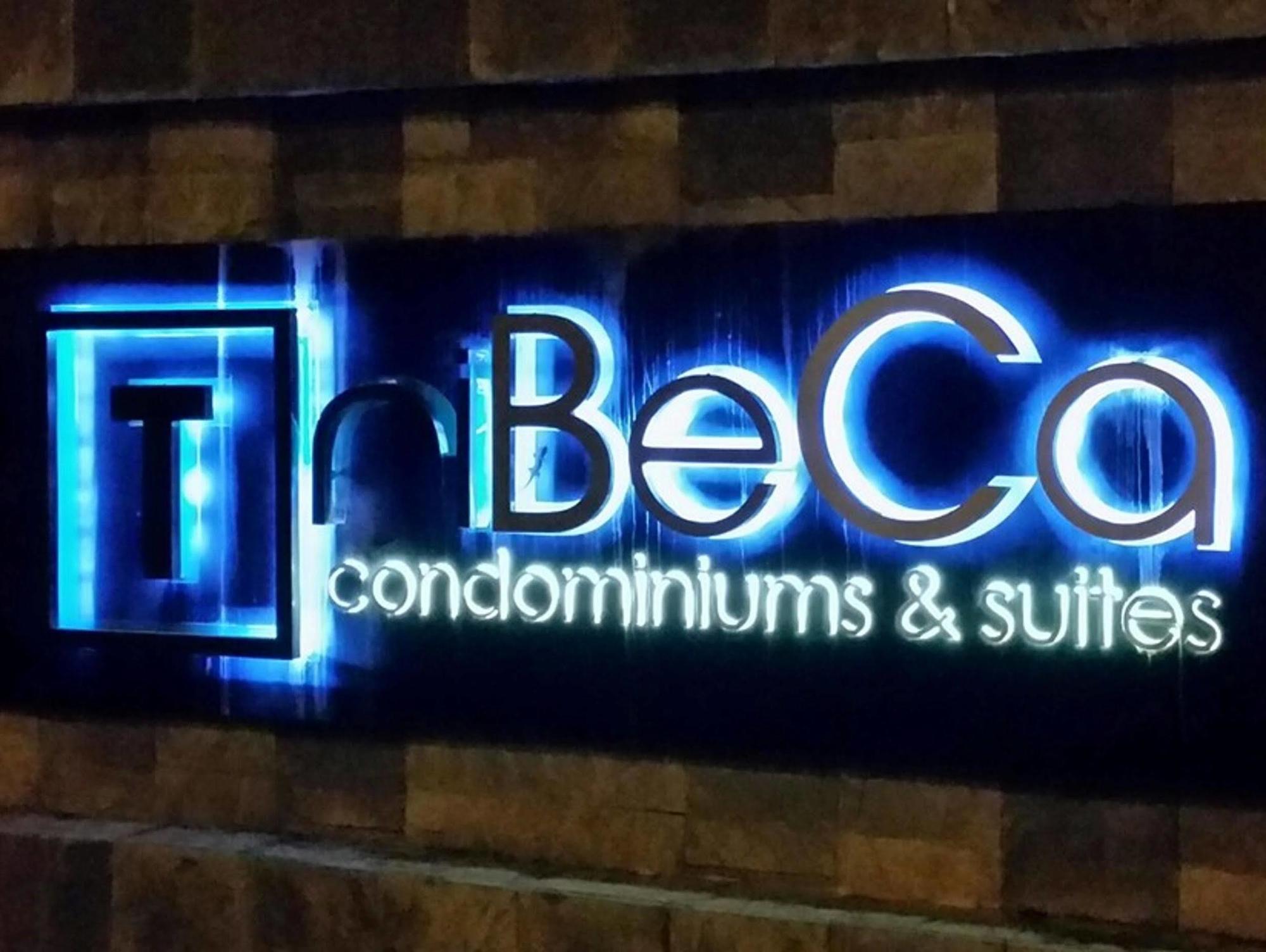 Tribeca Suites Kuching Esterno foto
